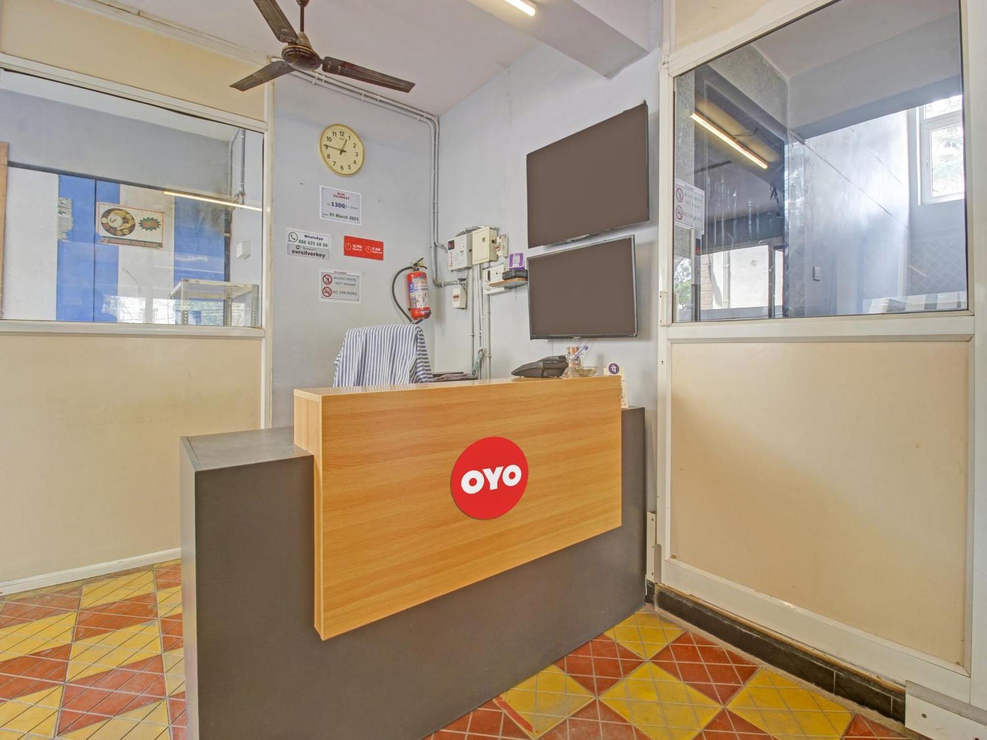 Hotel O Svr Silver Key Lingampalli Exteriér fotografie